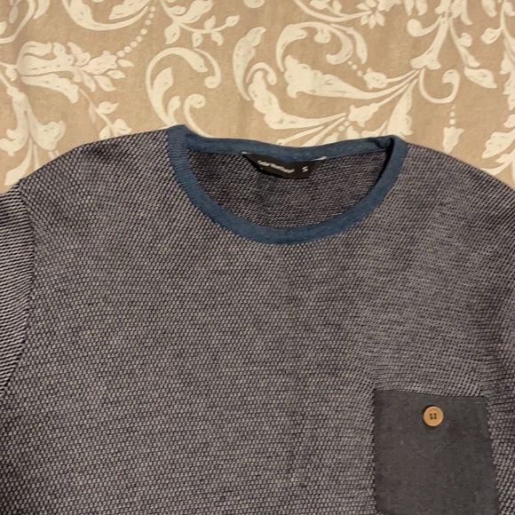 Sweater - Picture 2 of 2